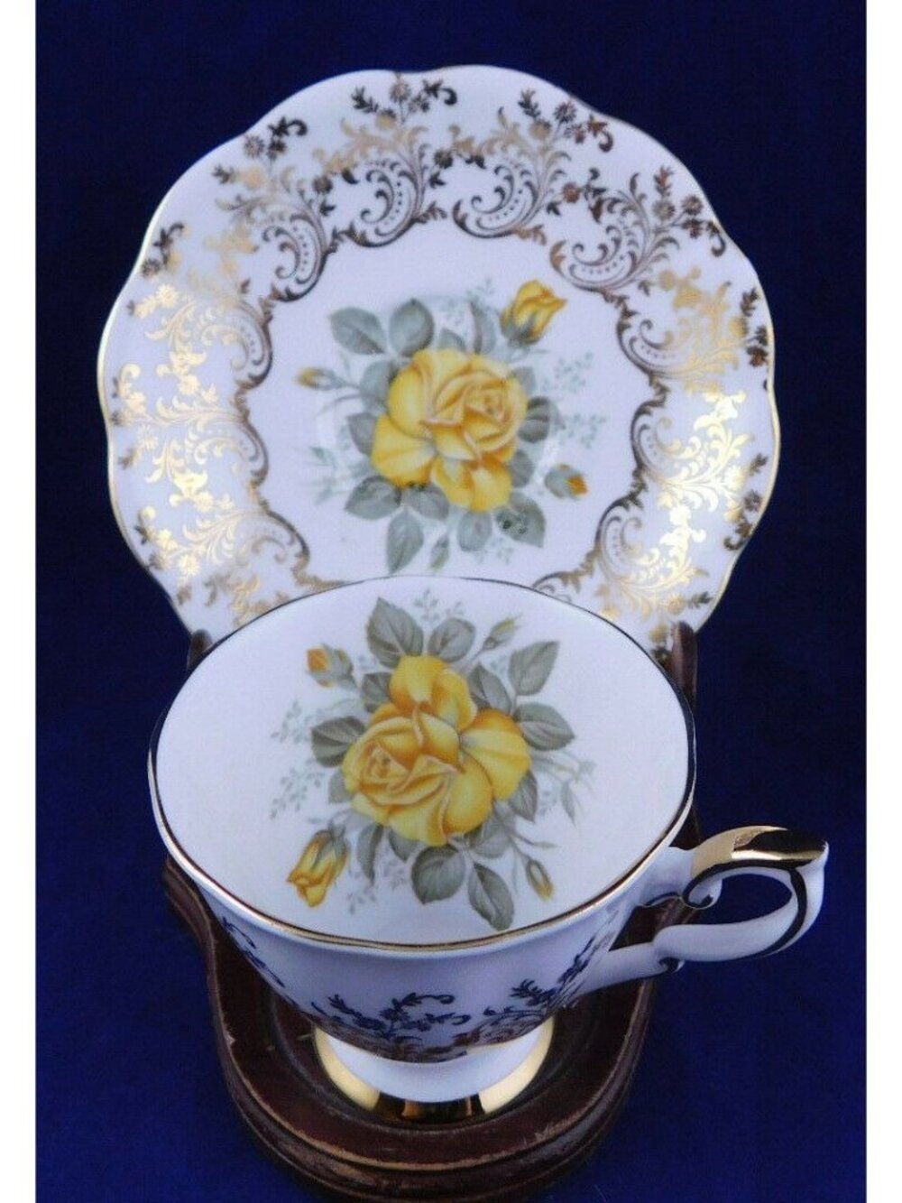 Royal Standard Footed Teacup Saucer Yellow Gold Scrolls Pink Rose Scalloped